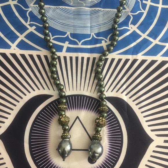 Heidi Daus Swarovski Dyed Tahitian Pearl Scarf - Picture 13 of 13